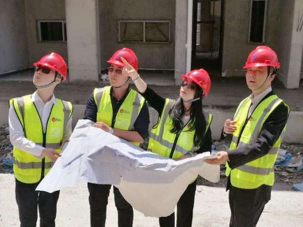 非典逃生”的她從鞋廠女工到建立“百聯(lián)建材帝國”-5